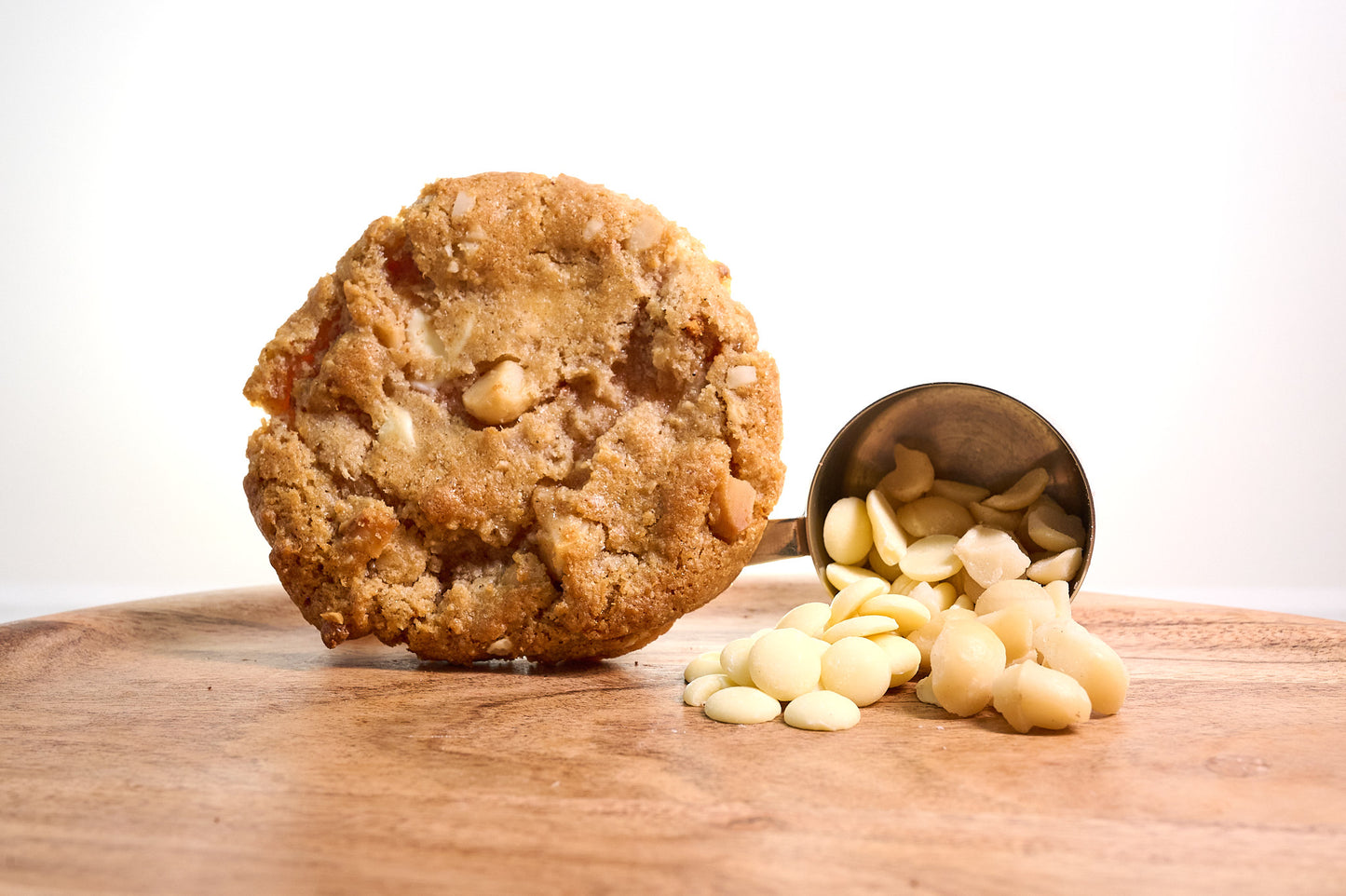 White Chocolate Macadamia Cookie